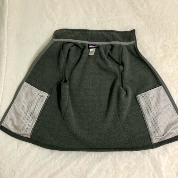 Patagonia Women’s Vest - Picture 7 of 7